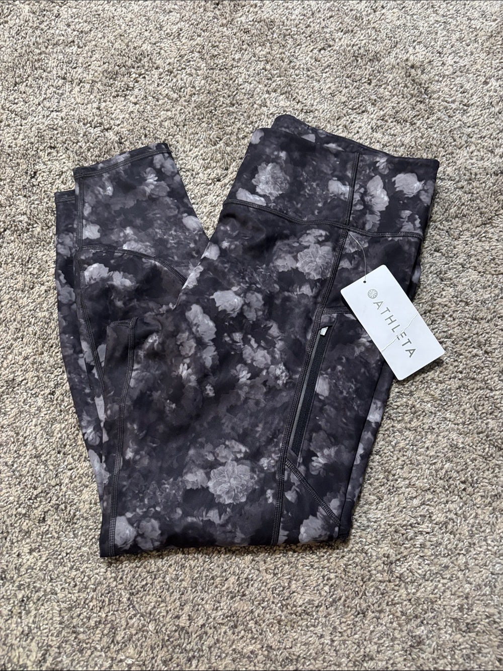 Athleta Rainier Printed leggings size XL NWT